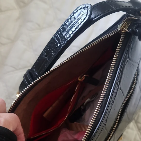 Dooney & Bourke Black Croc-Embossed Crossbody Bag - Picture 6 of 9